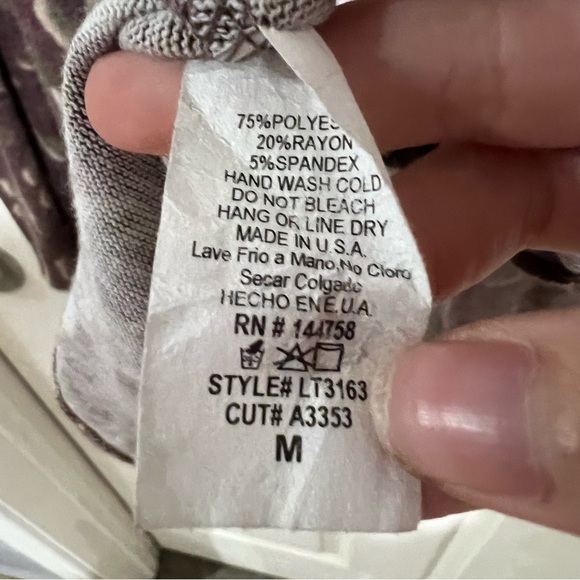 Lilypad Leopard Cheetah Animal Print Long Sleeve Top M - Picture 3 of 3